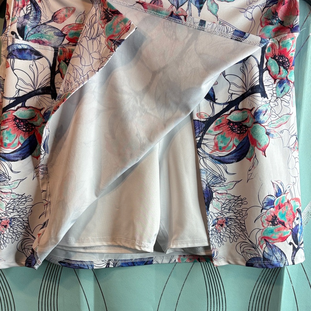 Evolution and Creation Floral Mini Skort- Blue and Pink NWOT - Picture 3 of 4